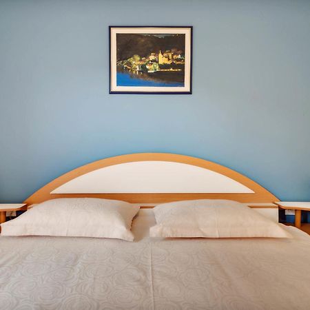 Apartments Zizic Vodice Chambre photo