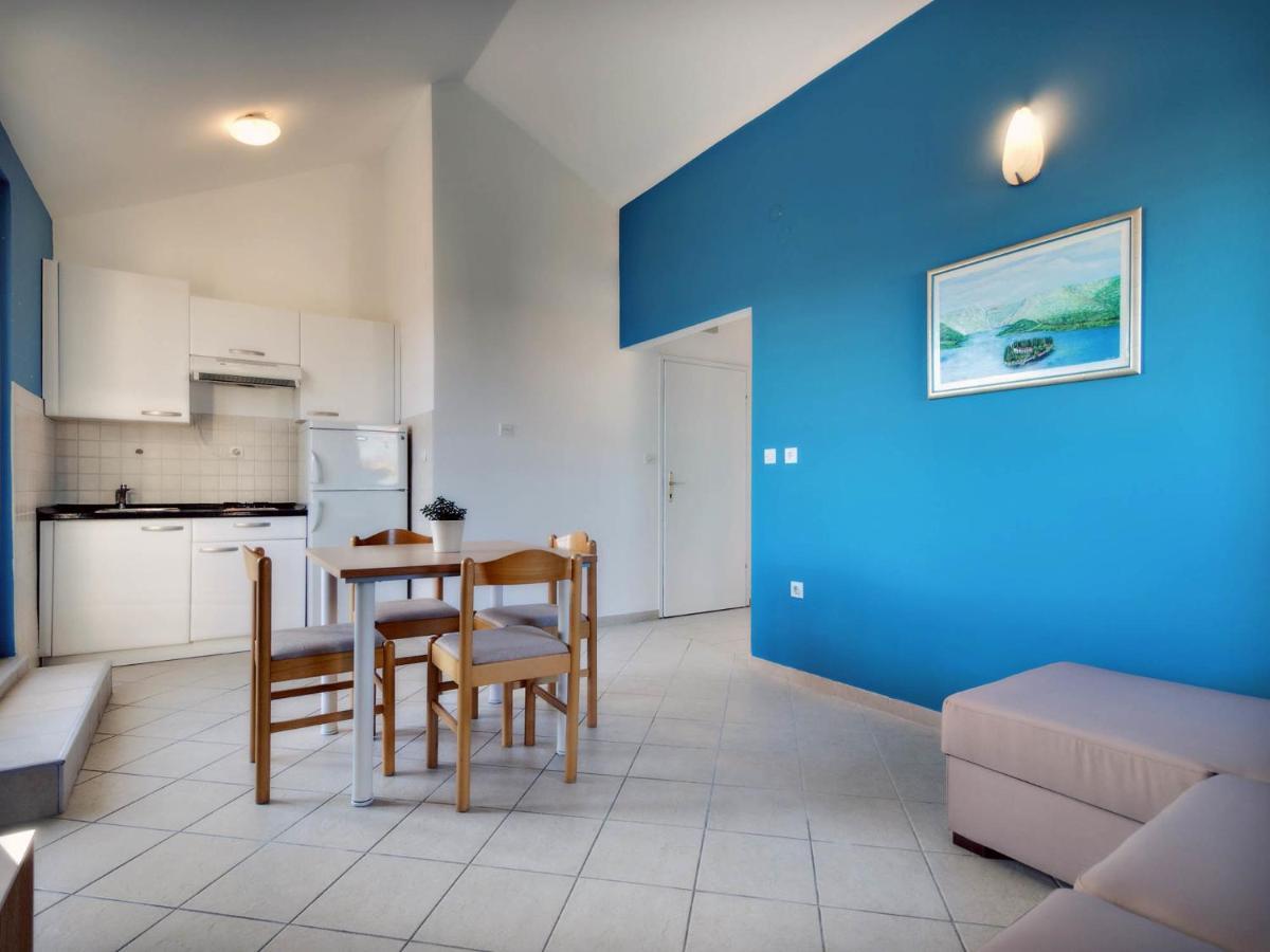Apartments Zizic Vodice Chambre photo
