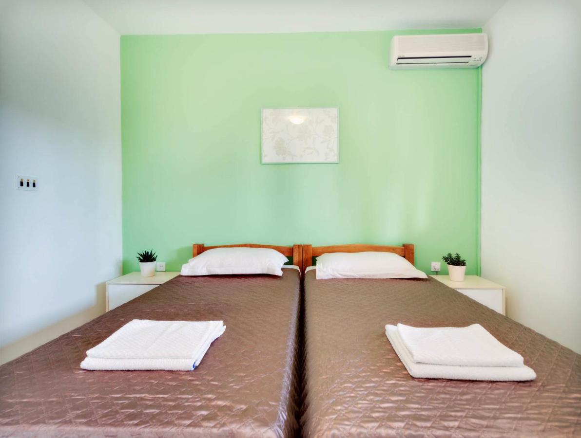 Apartments Zizic Vodice Chambre photo