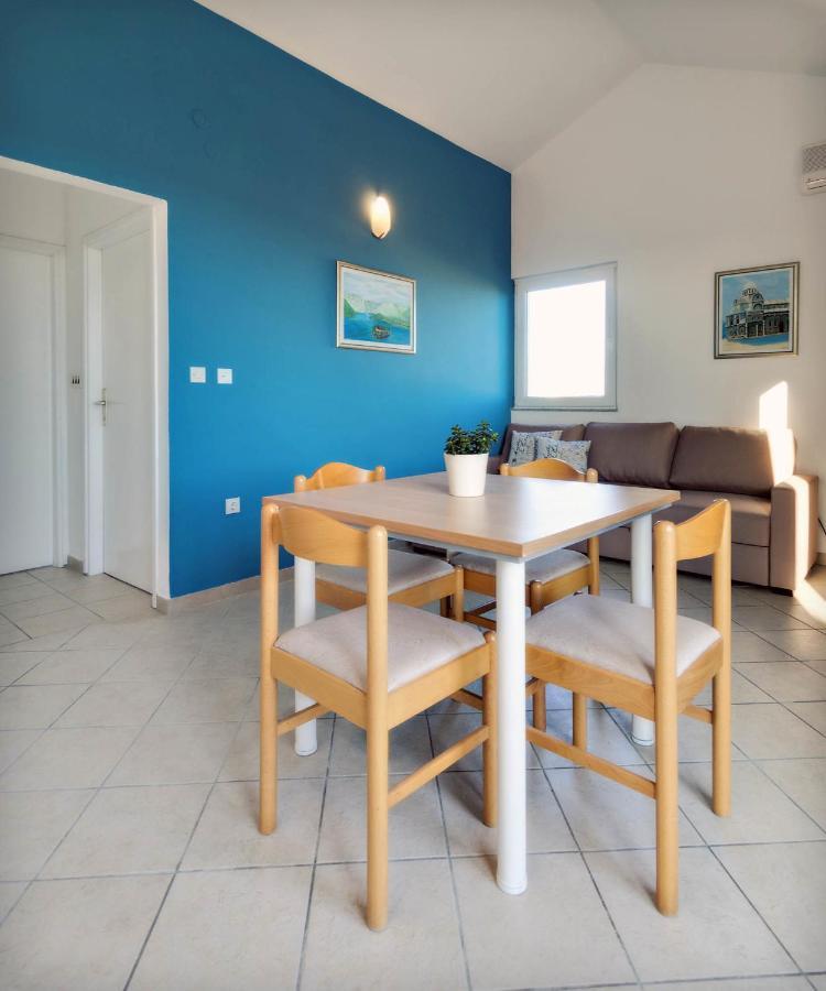 Apartments Zizic Vodice Chambre photo