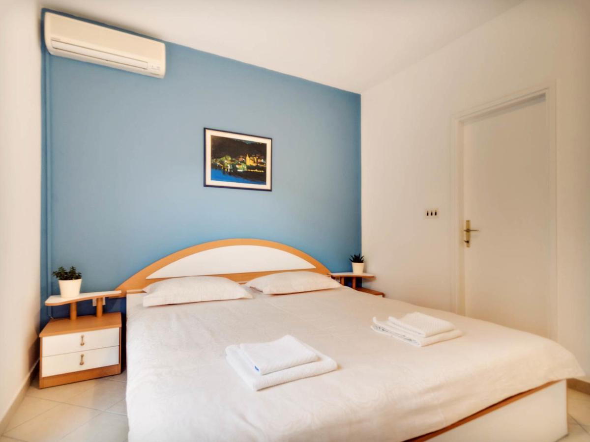 Apartments Zizic Vodice Chambre photo