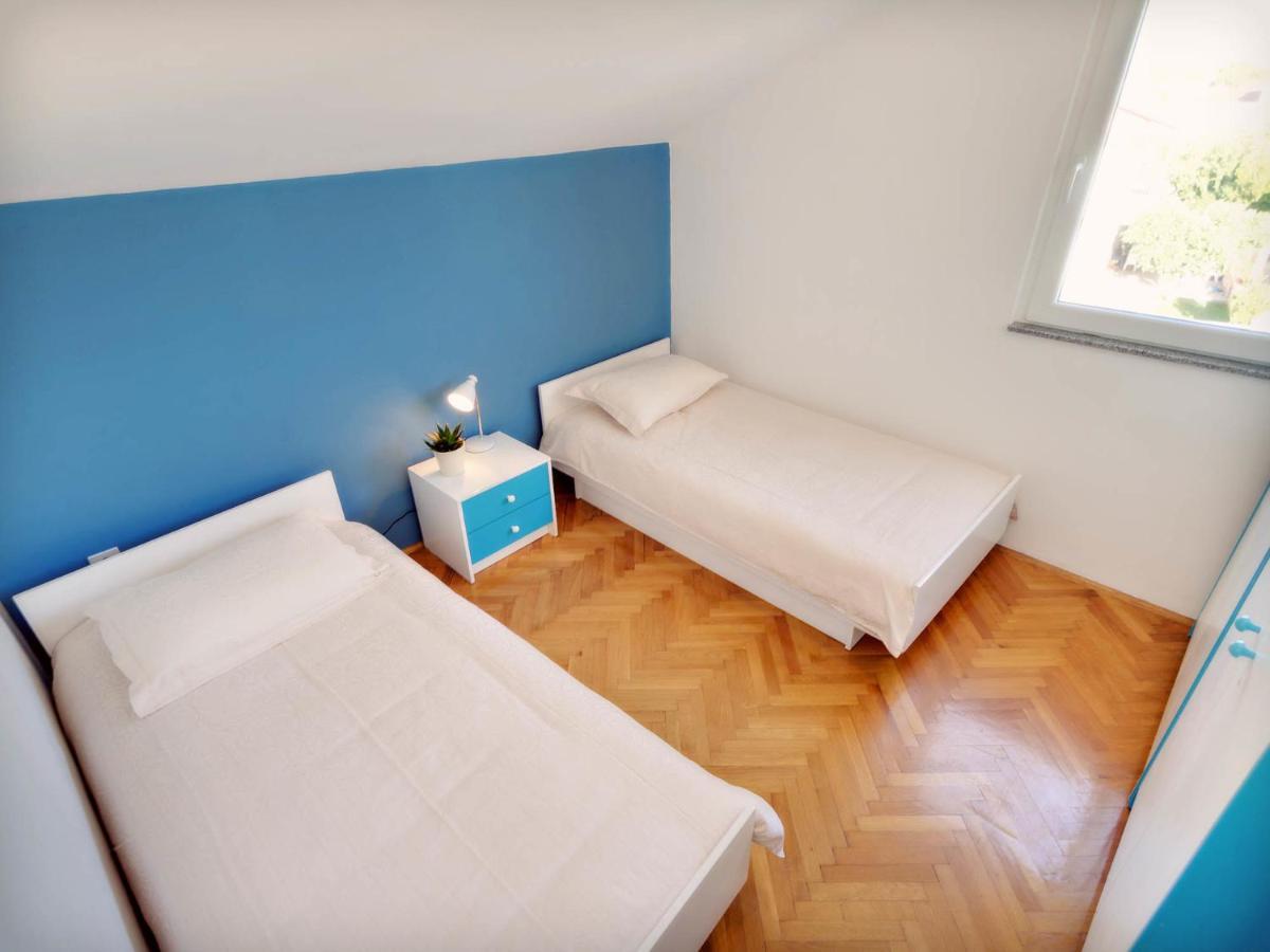 Apartments Zizic Vodice Chambre photo
